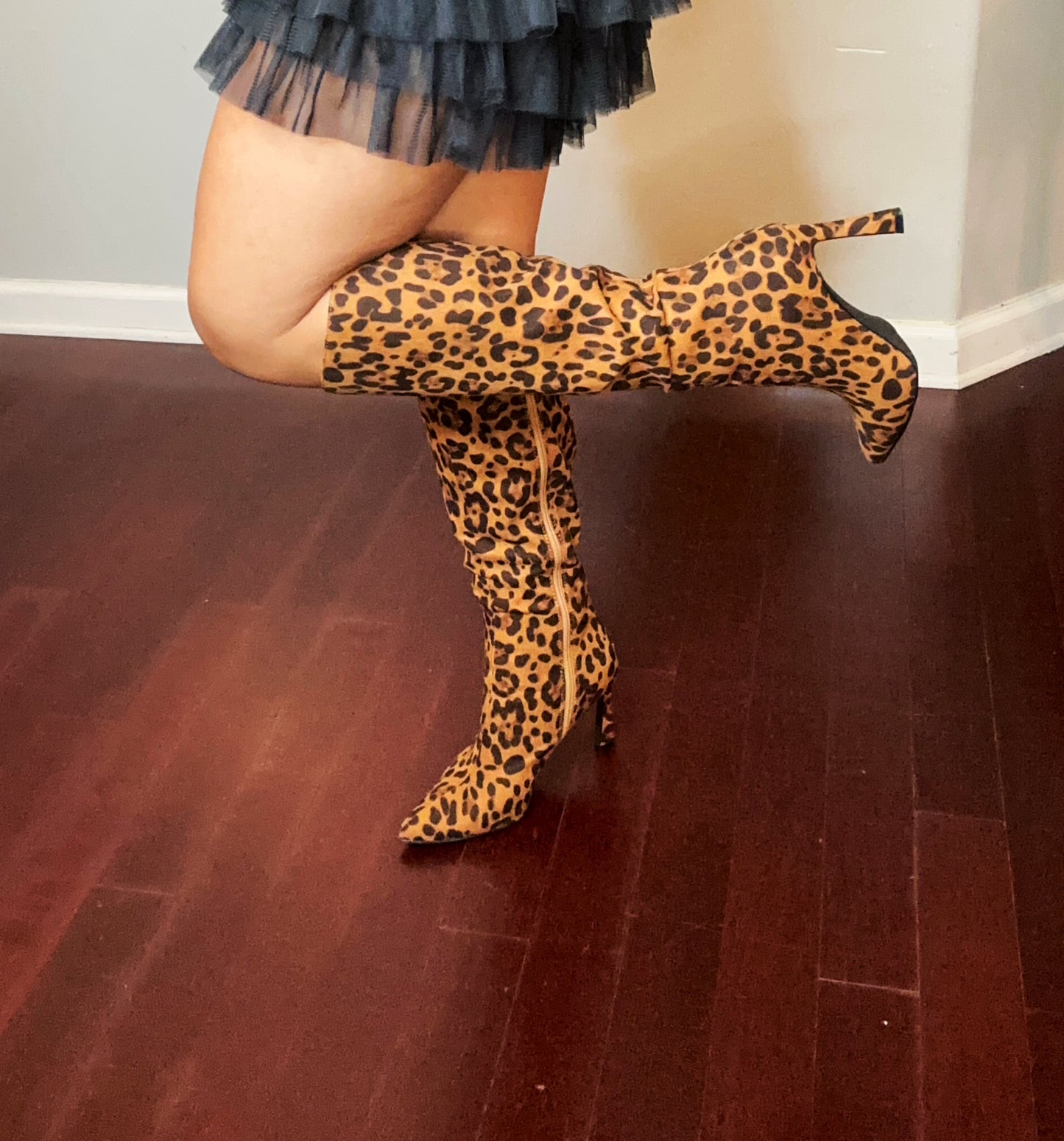 Maritza Leopard Pointed Toe Knee boots